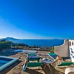 Miracapri Villa *