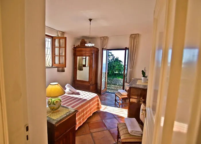 Miracapri Villa *